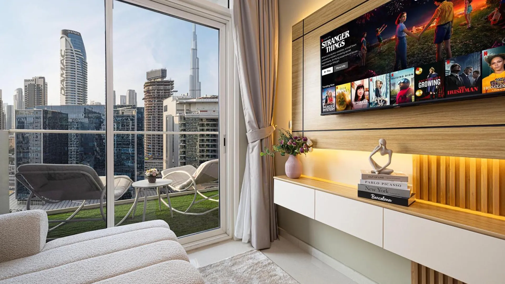 Burj Khalifa View 1 Bedroom Apartment With Balcony For Up To 4 Person Dubai
