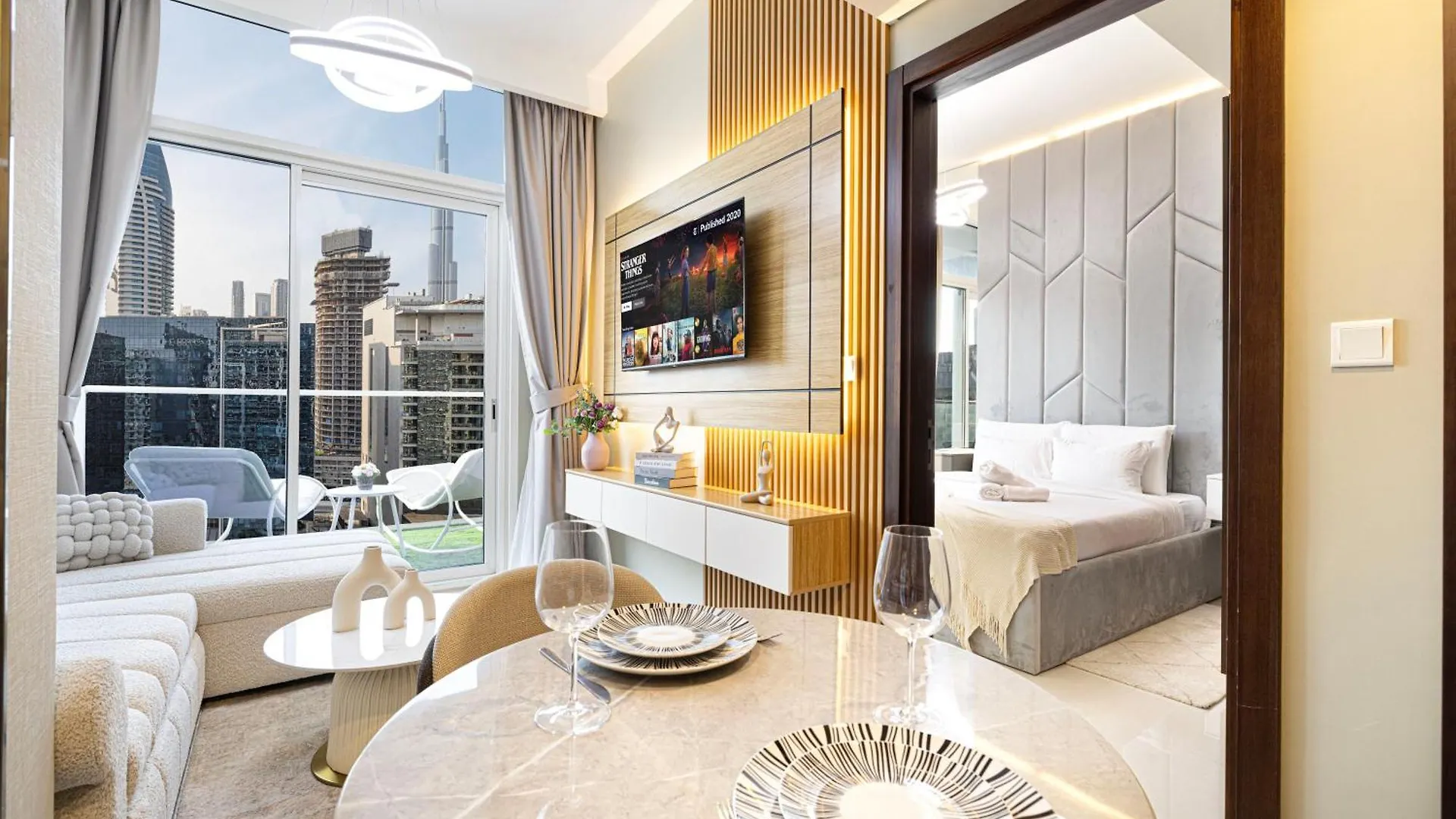 Burj Khalifa View 1 Bedroom Apartment With Balcony For Up To 4 Person Dubai