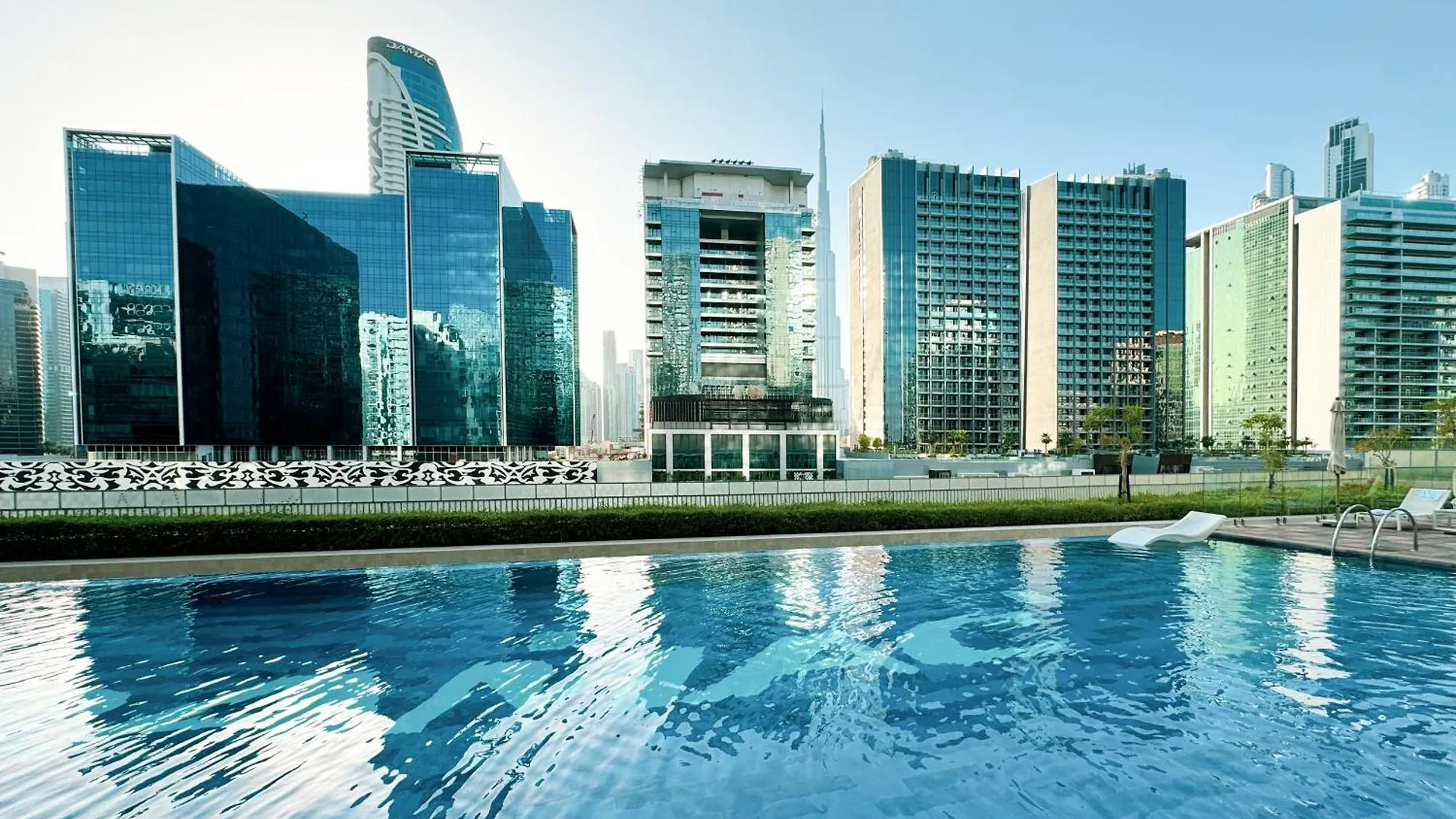 Burj Khalifa View 1 Bedroom Apartment With Balcony For Up To 4 Person Dubai